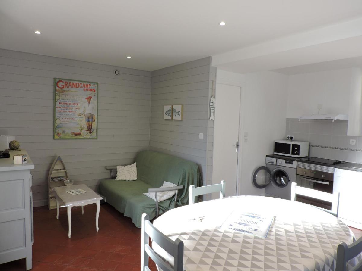 A Deux Pas D'La Mer Grandcamp-Maisy Exterior photo