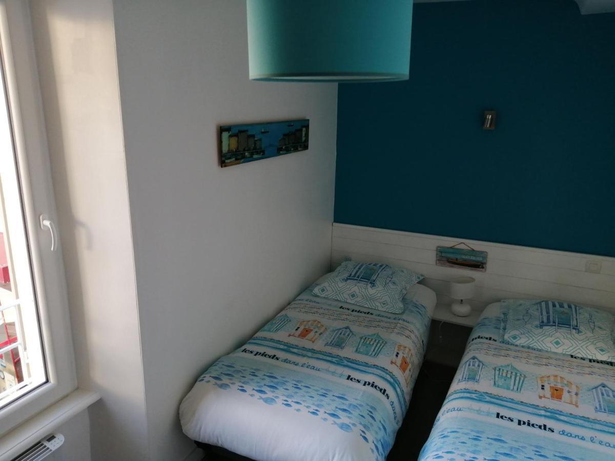 A Deux Pas D'La Mer Grandcamp-Maisy Exterior photo