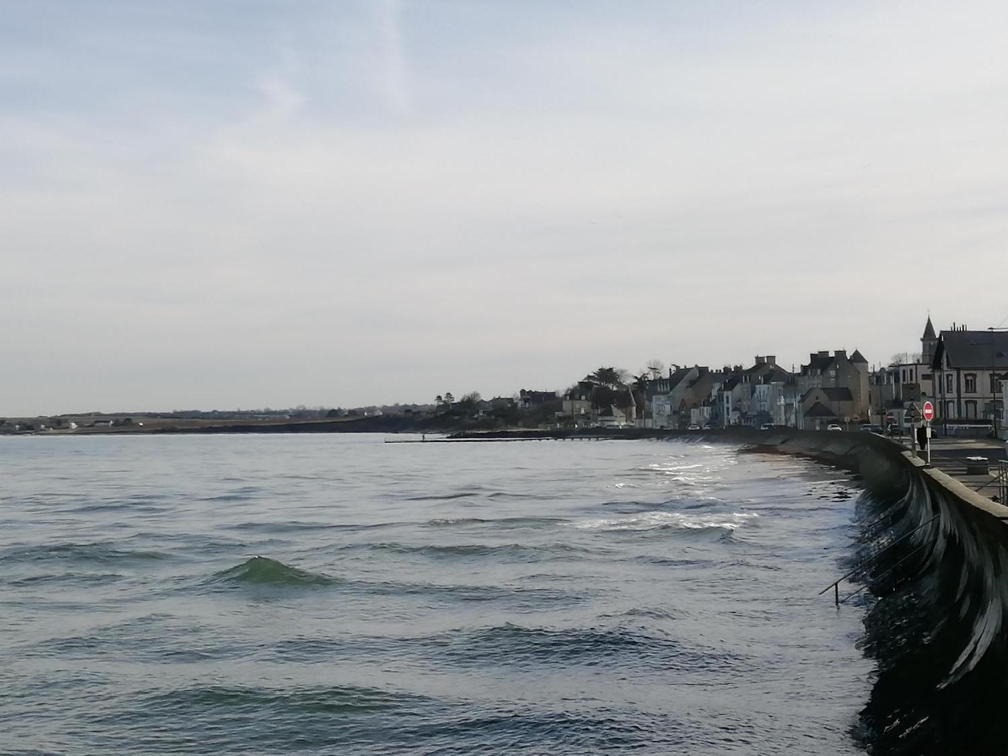 A Deux Pas D'La Mer Grandcamp-Maisy Exterior photo